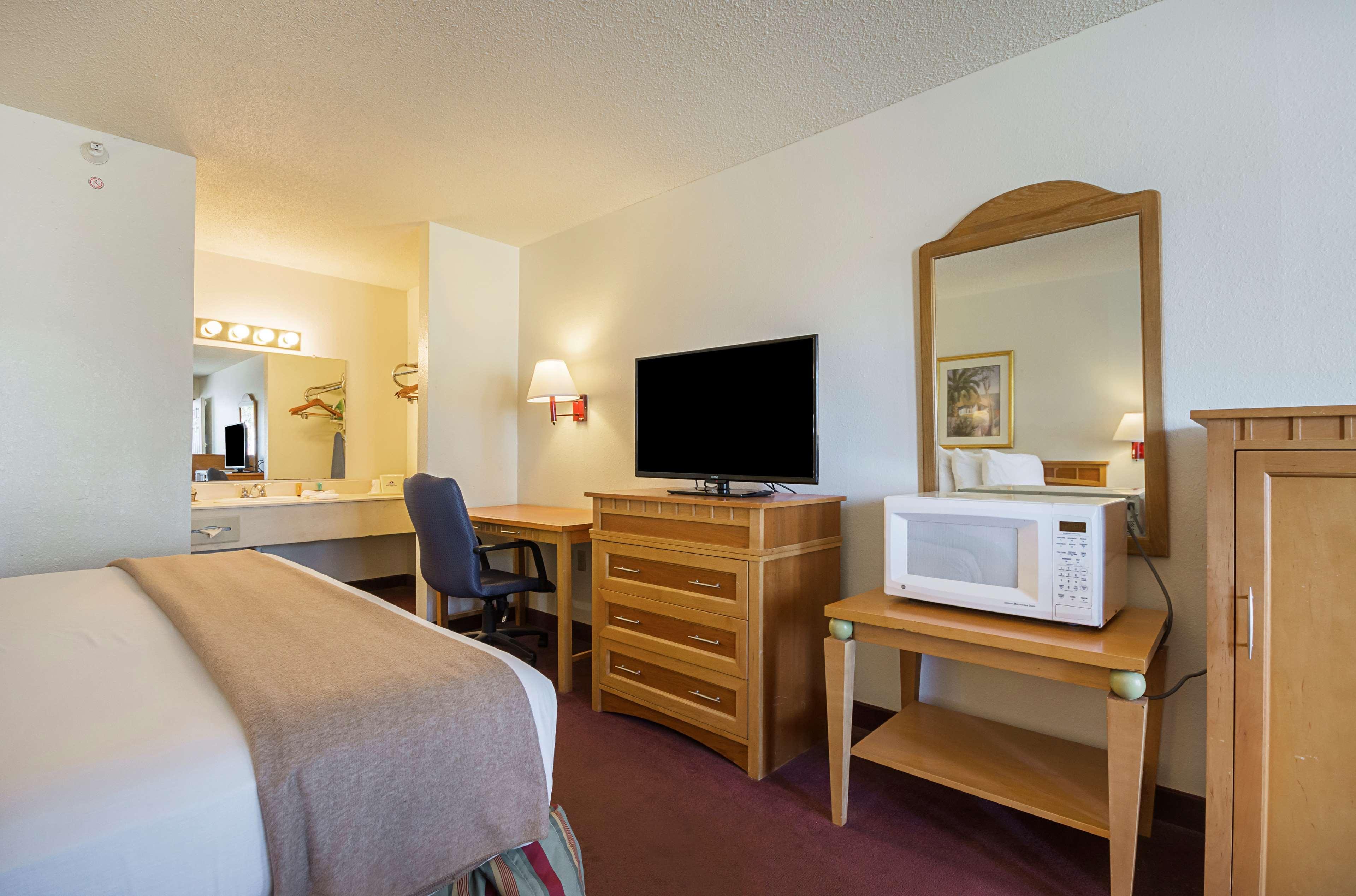 Americas Best Value Inn & Suites Μελβούρνη Εξωτερικό φωτογραφία