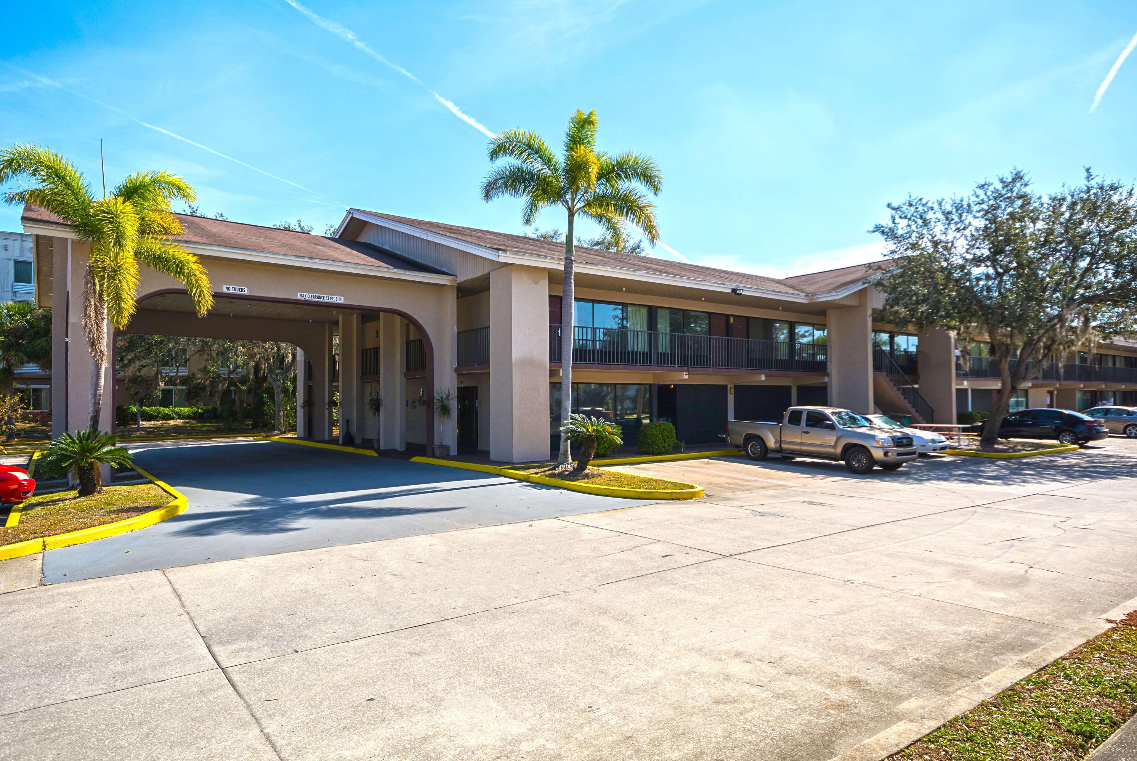 Americas Best Value Inn & Suites Μελβούρνη Εξωτερικό φωτογραφία